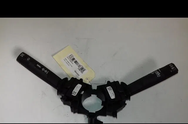 Bloc commodos Opel CORSA E (X15) 1.4 turbo (08, 68) (2014-2019) occasion