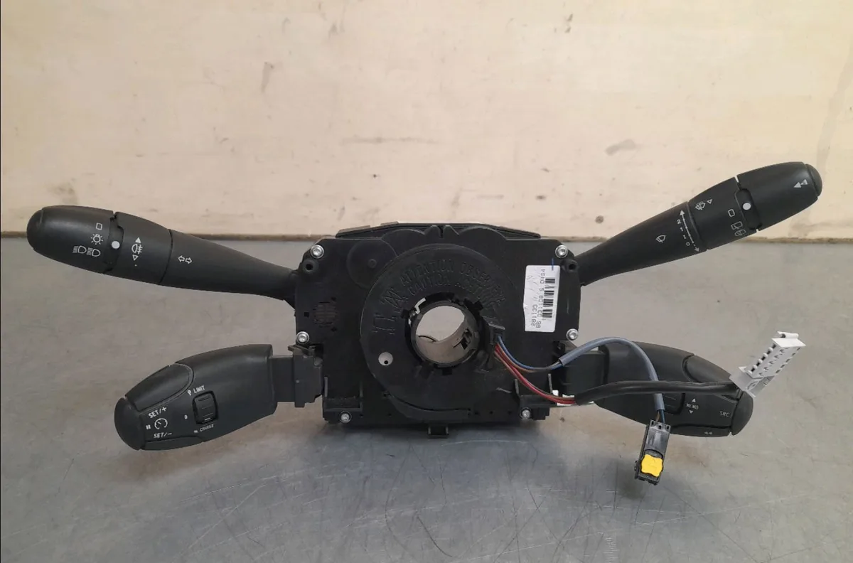 Bloc commodos Peugeot 207-207 (WA_, WC_) 1.4 16v (2006-2013) 3 portes occasion