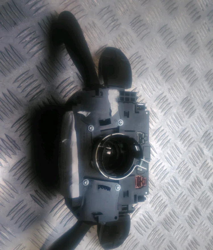 Bloc commodos Peugeot 207-207 (WA_, WC_) 1.4 hdi (2006-2015) 5 portes occasion