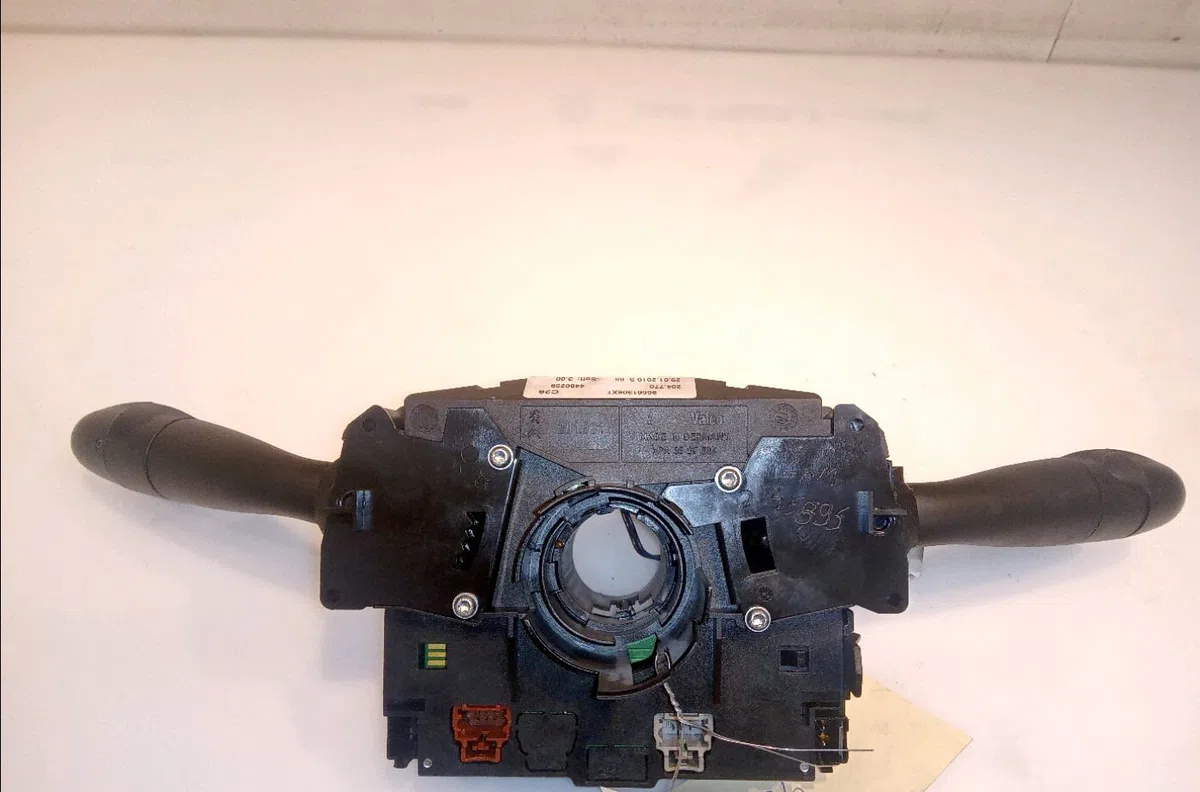 Bloc commodos Peugeot 207-207 (WA_, WC_) 1.6 hdi (2006-2013) 5 portes occasion