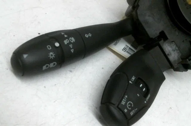 Bloc commodos Peugeot 307 (3A-C) 1.6 hdi 110 (2004-2009) 5 portes occasion