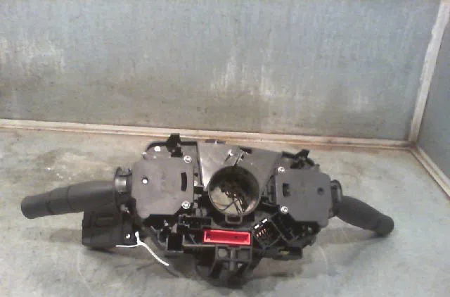 Bloc commodos RENAULT CLIO III occasion