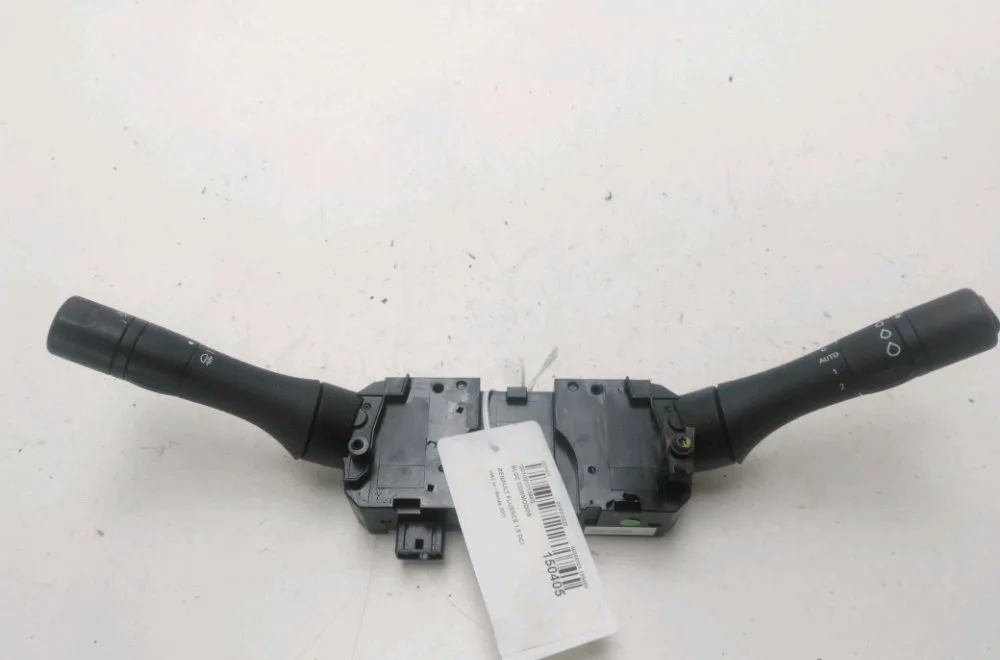 Bloc commodos Renault FLUENCE (L3_) 1.5 dci (l30d, l30l, l306, l33f, l33l, l33m, l33v, l33w) (2010) occasion