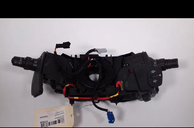 Bloc commodos Renault KANGOO Express (FW0-1_) 1.5 dci 75 (fw07, fw10, fw04) (2010) 4 portes occasion