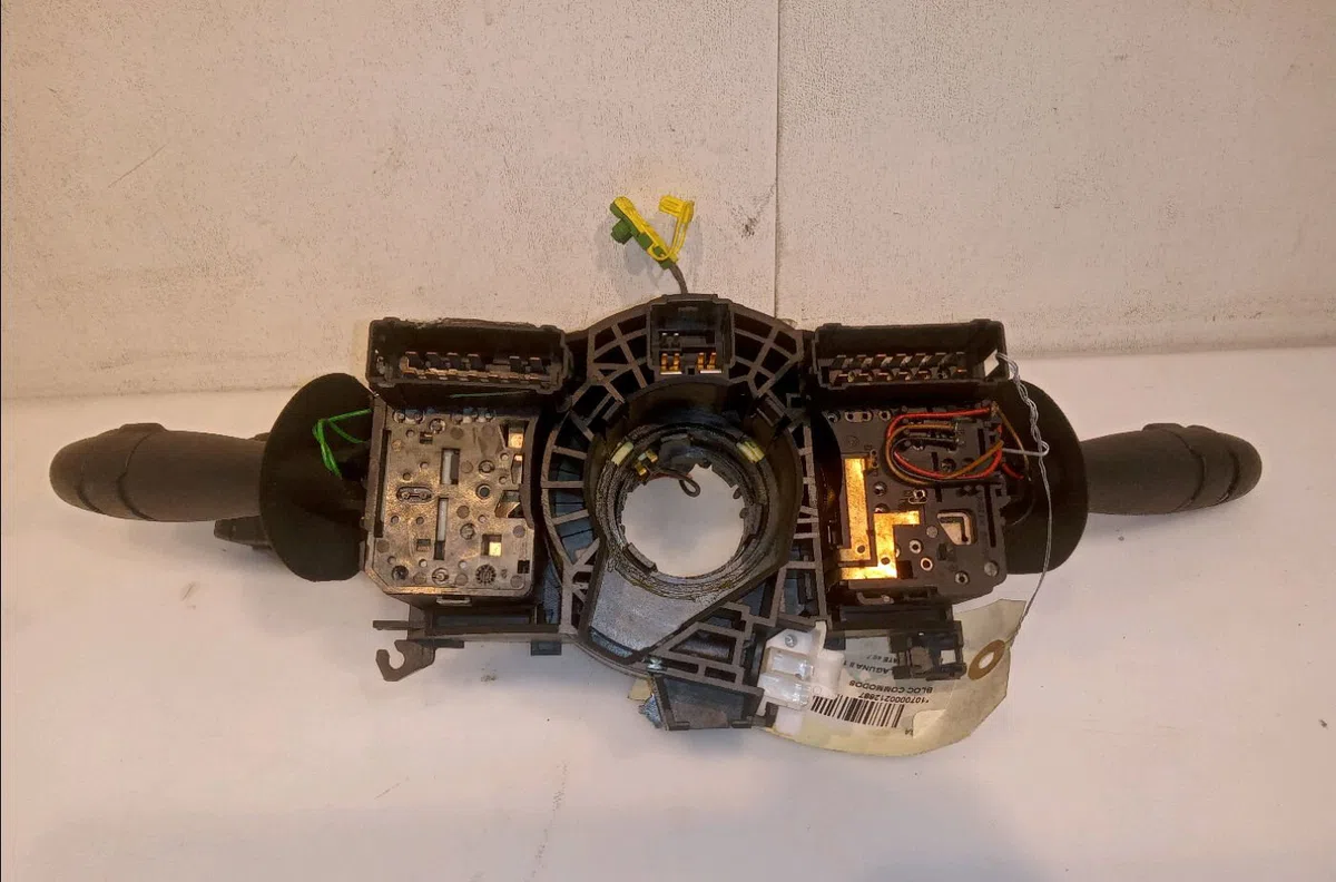 Bloc commodos Renault LAGUNA II Grandtour (KG0-1_) 1.9 dci (2001-2007) occasion