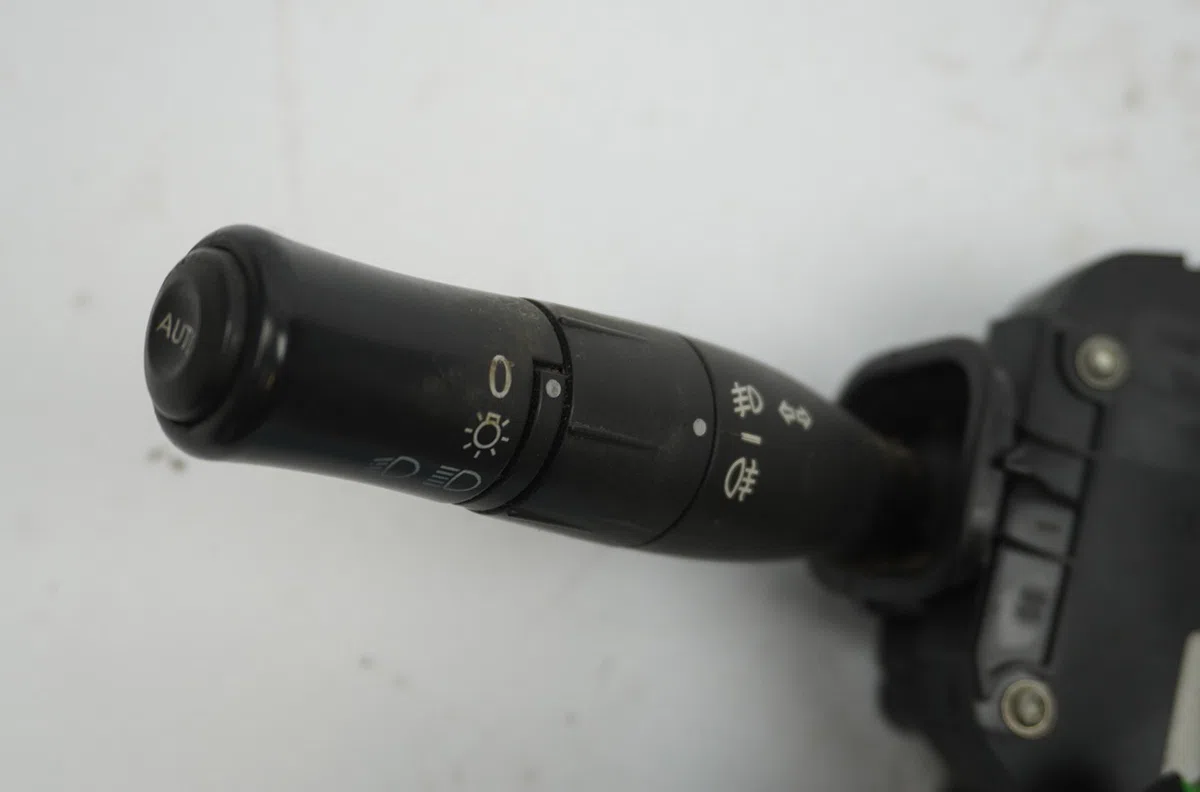 Bloc commodos Renault MEGANE II (BM0-1_, CM0-1_) 1.5 dci (bm1f, cm1f) (2005-2008) occasion