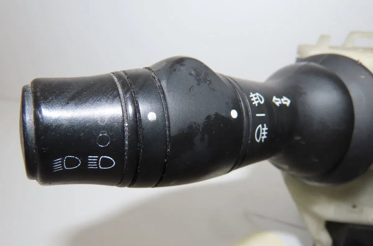 Bloc commodos Renault MEGANE III 3-5 portes (BZ0-1_, B3_) 1.5 dci (bz0c) (2008-2015) 5 portes occasion