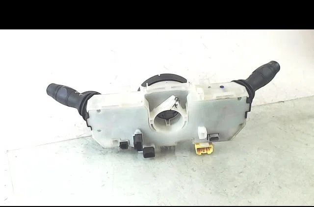 Bloc commodos Renault MEGANE III Coupé (DZ0-1_) 2.0 dci (dz0l) (2009-2015) occasion