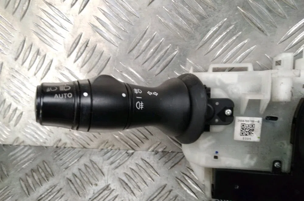 Bloc commodos Renault SCÉNIC III (JZ0-1_) 1.5 dci (2009) 5 portes occasion