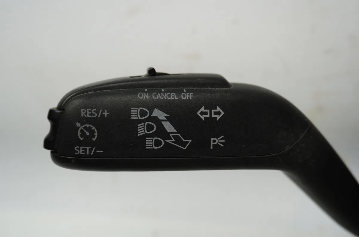 Bloc commodos Seat IBIZA IV (6J5, 6P1) 1.2 tdi (2010-2015) occasion