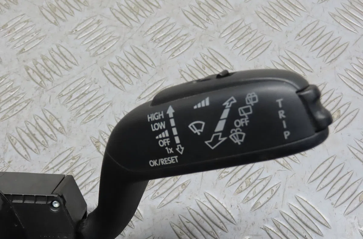 Bloc commodos Seat IBIZA IV (6J5, 6P1) 1.6 tdi (2009-2015) occasion