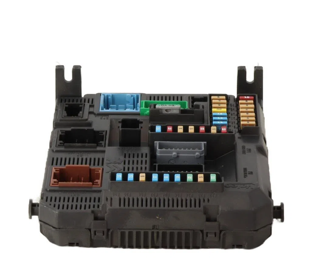 Bloc compteur  bsi Peugeot 2008 I (CU_) 1.6 bluehdi 100 (2015) occasion