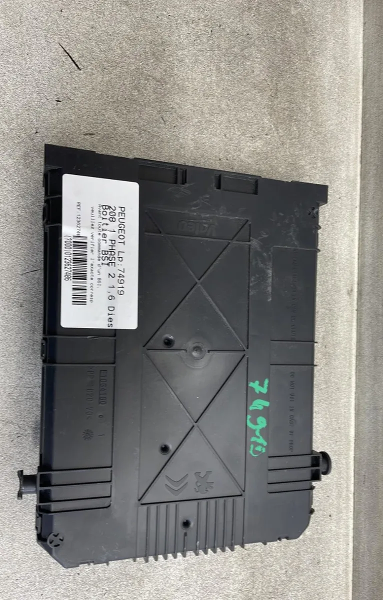 Bloc compteur bsi Peugeot 208 I (CA_, CC_) 1.6 hdi - bluehdi 75 (2013) 5 portes occasion