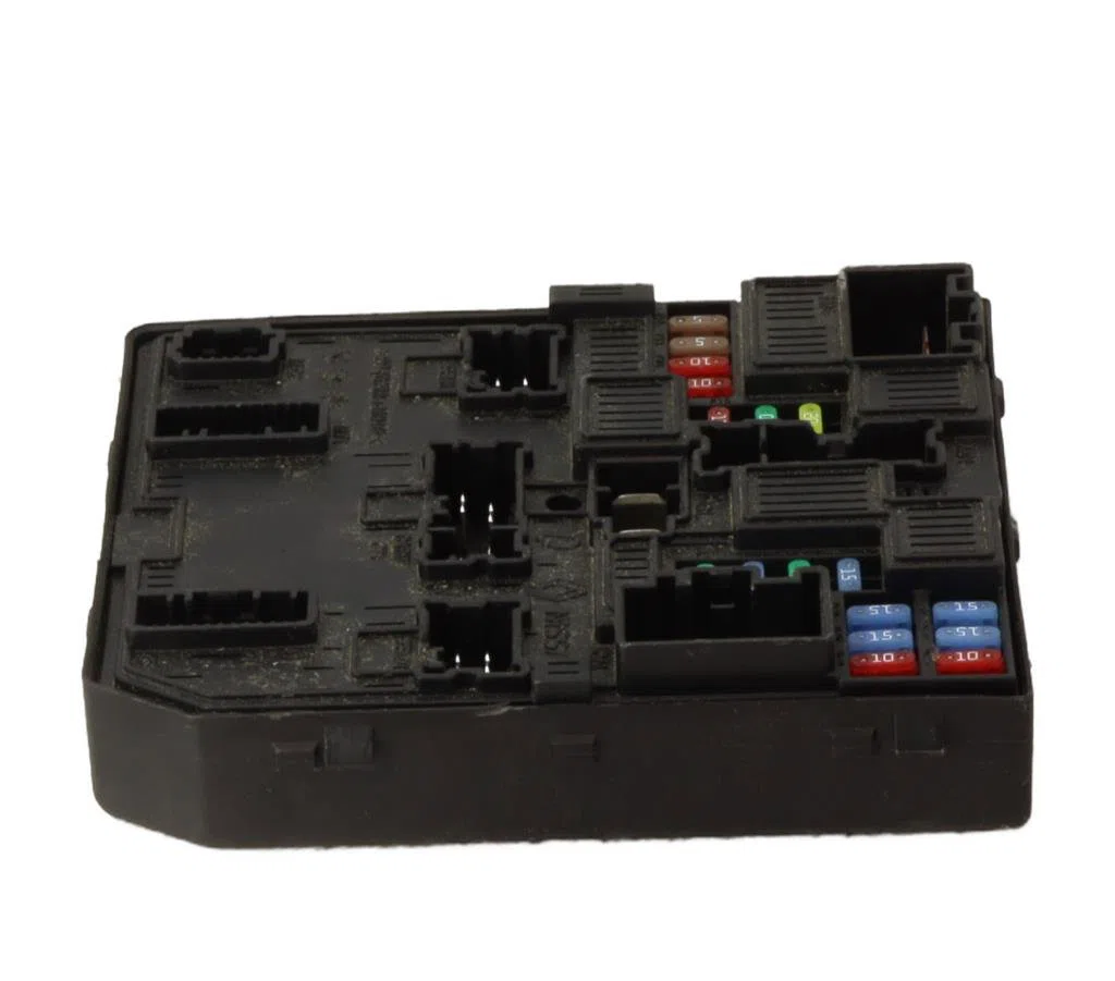 Bloc compteur  bsi Renault MEGANE IV 3-5 portes (B9A-M-N_) 1.3 tce 140 (b9nb) (2018) occasion