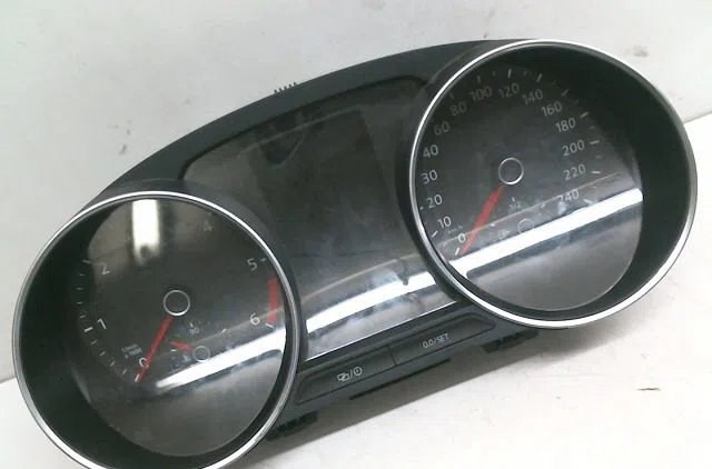 Bloc compteur  bsi Volkswagen POLO V (6R1, 6C1) 1.4 tdi (2014) occasion