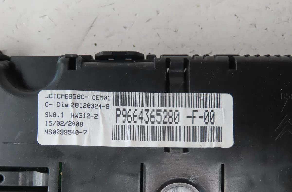 Bloc compteurs Citroen C4 PICASSO I Monospace (UD_) 2.0 hdi 138 (2006-2013) 5 portes occasion