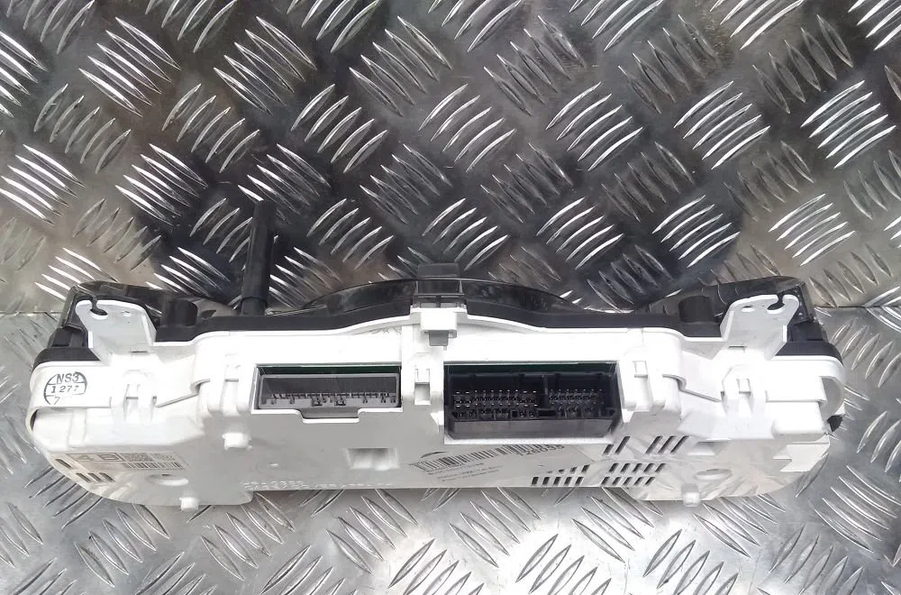 Bloc compteurs Honda JAZZ II (GD_, GE3, GE2) 1.3 idsi (gd1) (2002-2008) occasion