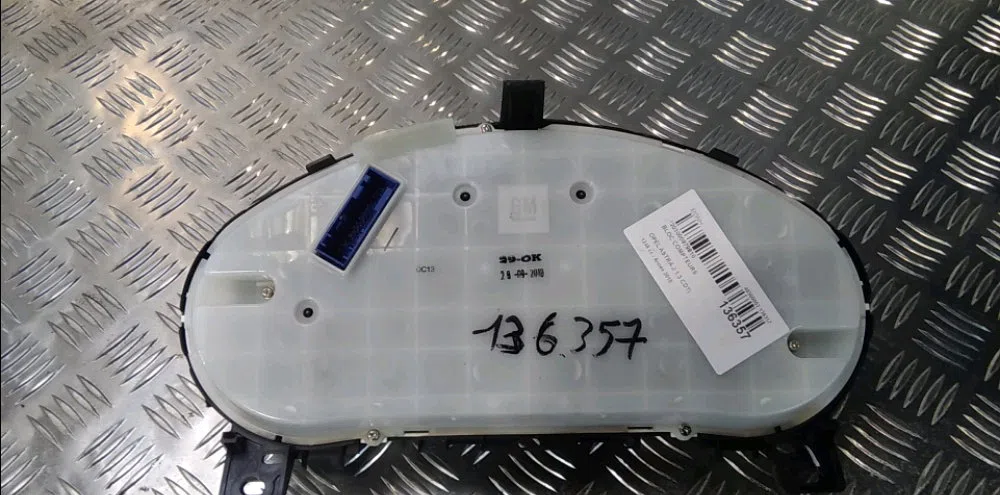 Bloc compteurs Opel ASTRA J (P10) 1.3 cdti (68) (2009-2015) 5 portes occasion
