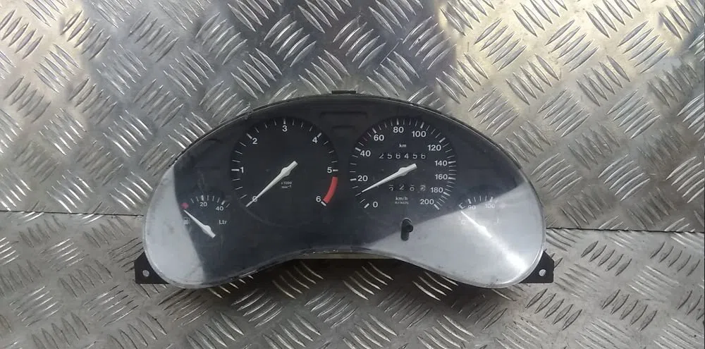 Bloc compteurs Opel CORSA B (S93) 1.7 d (f08, f68, m68) (1996-2000) occasion