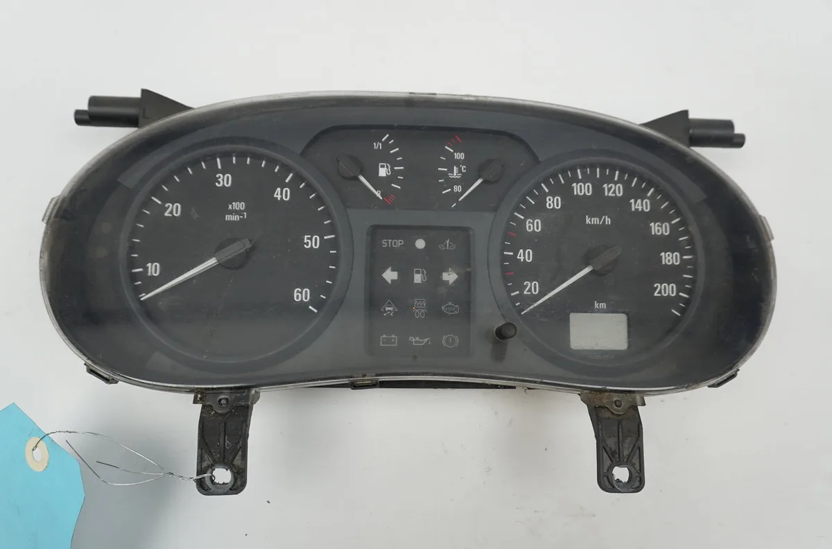 Bloc compteurs Opel VIVARO A Autobus-Autocar (X83) 2.5 dti (f7, j7, a07) (2003-2010) occasion