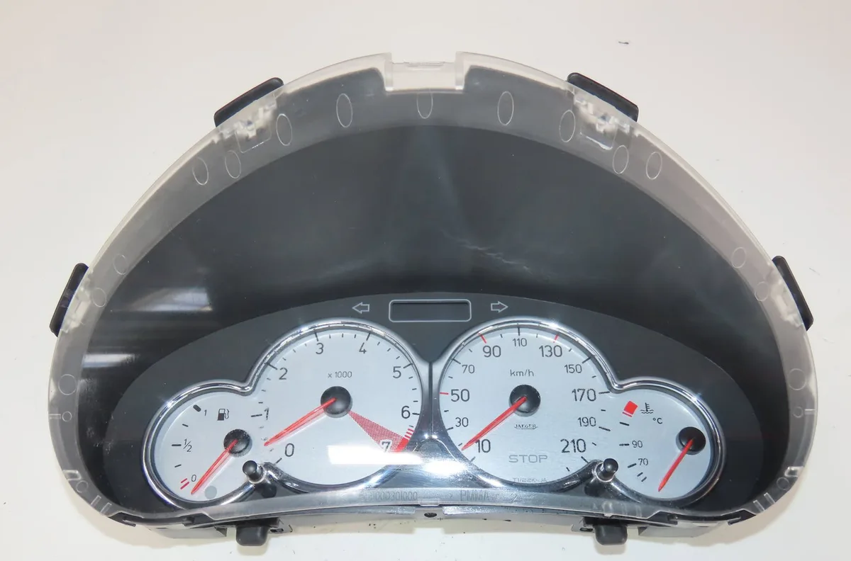 Bloc compteurs Peugeot 206 CC (2D) 1.6 16v (2dnfuf, 2dnfur) (2000-2007) 2 portes occasion