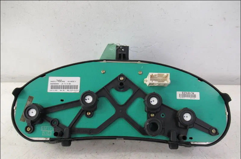 Bloc compteurs Peugeot 206 SW (2E-K) 2.0 hdi (2002-2007) occasion