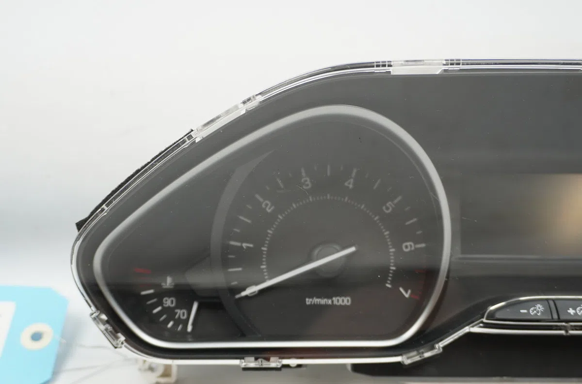 Bloc compteurs Peugeot 208 I (CA_, CC_) 1.2 puretech 82 (2018) occasion