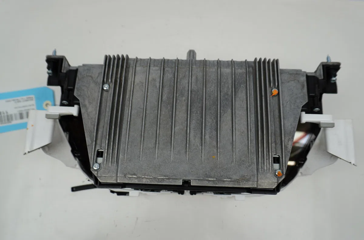 Bloc compteurs Peugeot 308 SW III (FC_, FJ_, FR_, F4_) Puretech 136 (frhpyc) (2023) occasion