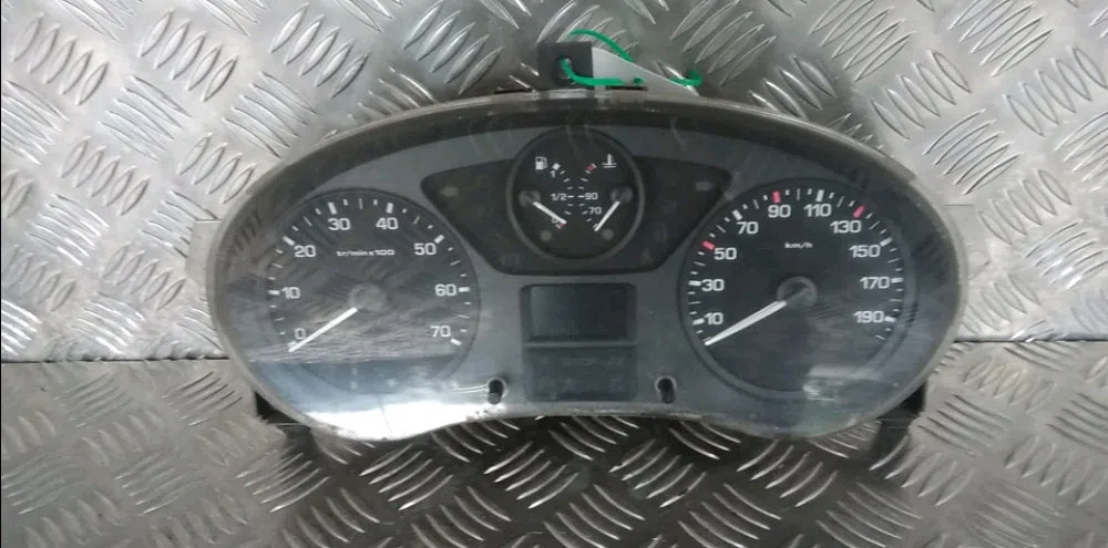 Bloc compteurs Peugeot EXPERT Camionnette (VF3A_, VF3U_, VF3X_) 2.0 hdi 120 (2007) occasion