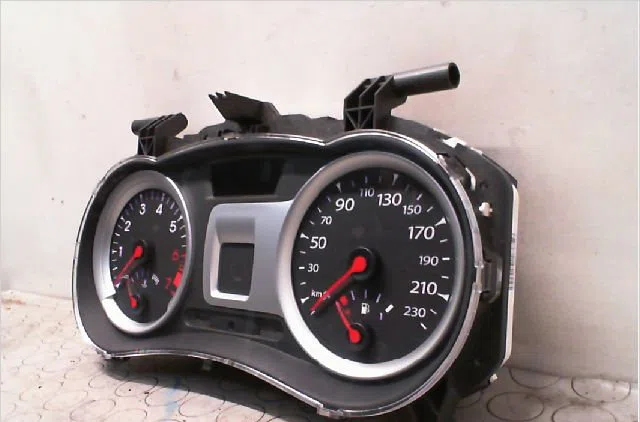 Bloc compteurs RENAULT CLIO III Phase 2 03-2009--12-2014 occasion