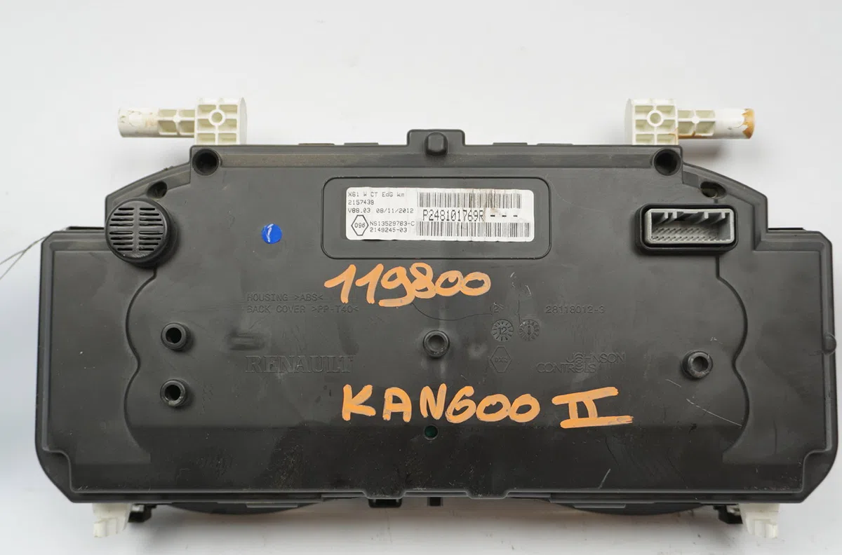 Bloc compteurs Renault KANGOO Express (FW0-1_) 1.5 dci 75 (fw07, fw10, fw04) (2010) 4 portes occasion
