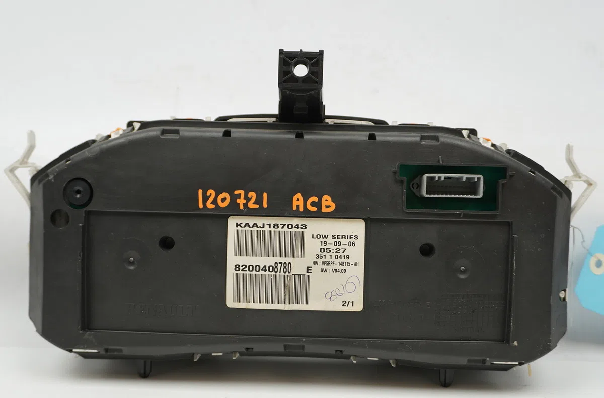 Bloc compteurs Renault MEGANE II A trois volumes (LM0-1_) 1.4 (2003) occasion