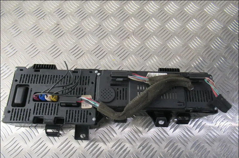 Bloc compteurs Renault SCÉNIC III (JZ0-1_) 1.5 dci (2009) 5 portes occasion