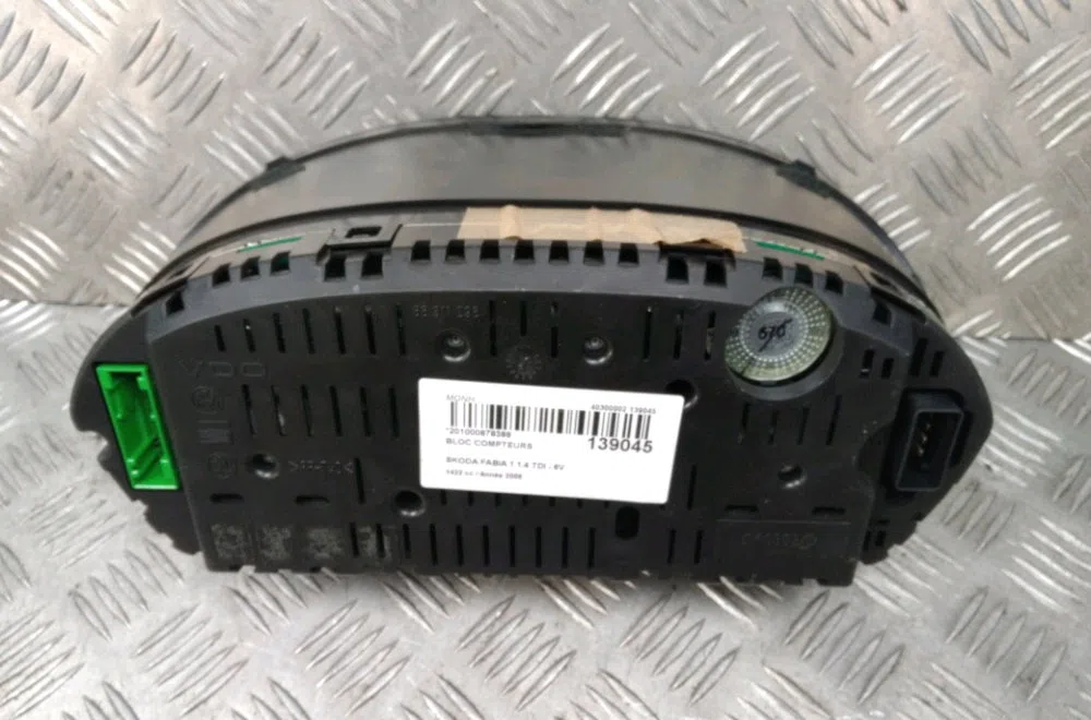 Bloc compteurs Skoda FABIA I Combi (6Y5) 1.4 tdi (2003-2007) occasion