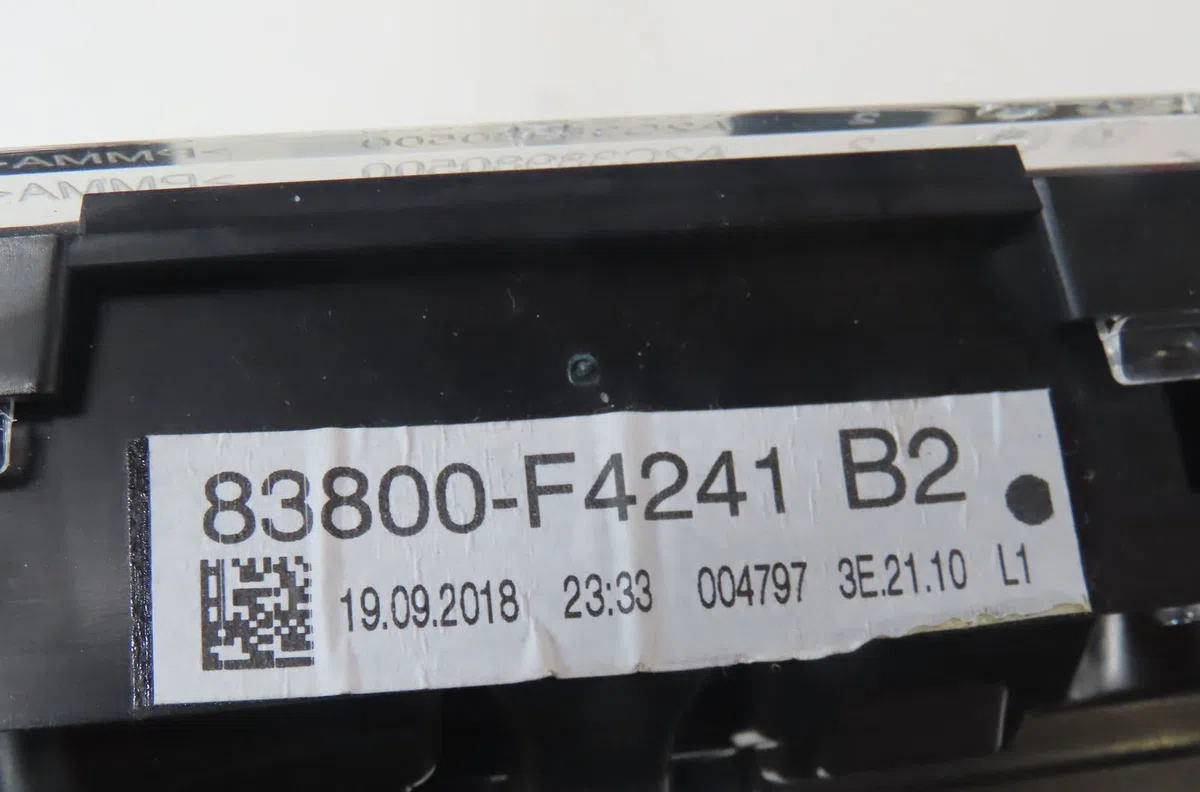 Bloc compteurs Toyota C-HR (_X1_) 1.8 hybrid (zyx10_, zyx11_) (2016) occasion