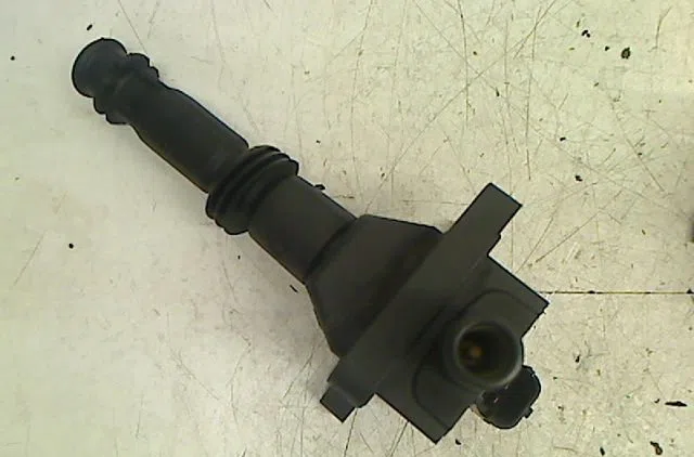 Bobine allumage Alfa romeo 147 (937_) 2.0 16v t.spark (937.axa1, 937.axc1, 937.bxc1) (2001-2010) 3 portes occasion