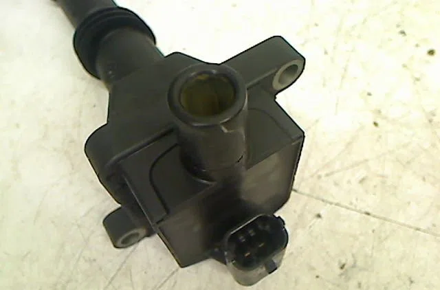 Bobine allumage Alfa romeo 147 (937_) 2.0 16v t.spark (937.axa1, 937.axc1, 937.bxc1) (2001-2010) 3 portes occasion