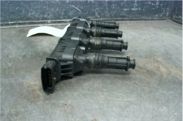 Bobine allumage Opel CORSA D (S07) 1.2 (l08, l68) (2006-2014) 5 portes occasion