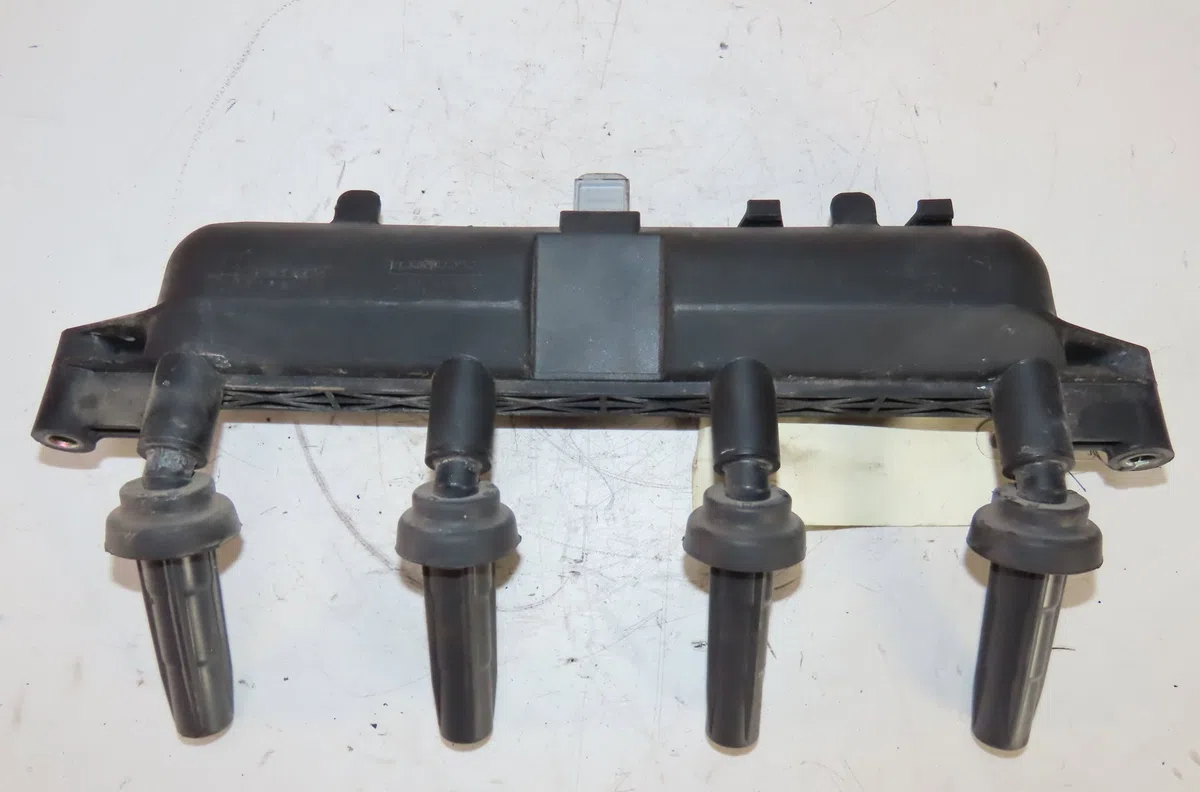 Bobine allumage Peugeot 206 3-5 portes (2A-C) 1.1 i (1998-2007) occasion
