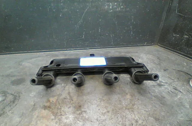Bobine allumage Peugeot 206 3-5 portes (2A-C) 1.4 i (1998-2012) 3 portes occasion