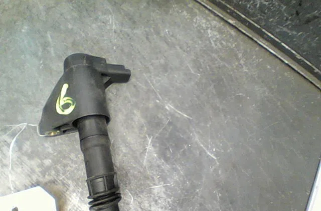 Bobine allumage Peugeot 407 (6D_) 3.0 (6dxfvj) (2004-2010) occasion