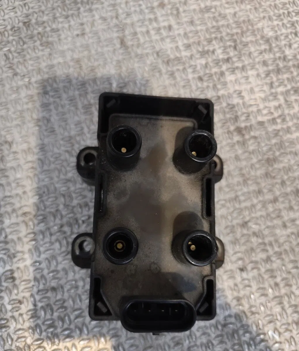 Bobine allumage Renault CLIO II (BB_, CB_) 1.2 (bb0a, bb0f, bb10, bb1k, bb28, bb2d, bb2h, cb0a,... (1998-2010) 5 portes 