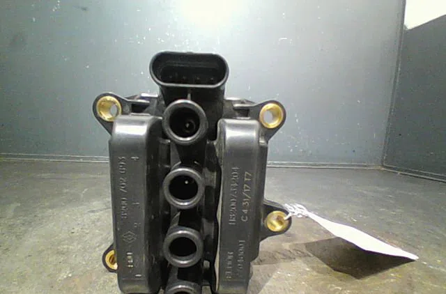 Bobine allumage Renault CLIO III (BR0-1, CR0-1) 1.2 16v (br02, br0j, br11, cr02, cr0j, cr11) (2005-2014) 5 portes occasi