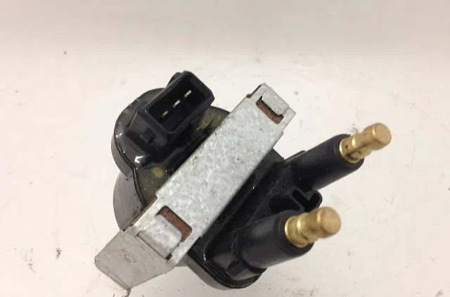 Bobine allumage Renault MEGANE Scenic (JA0-1_) 2.0 i (ja0g) (1997-1999) occasion