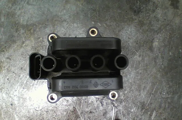 Bobine allumage Renault TWINGO II (CN0_) 1.2 16v (cn04, cn0a, cn0b) (2007-2014) 3 portes occasion