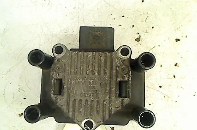Bobine allumage Volkswagen BORA Variant (1J6) 1.6 (1999-2005) occasion