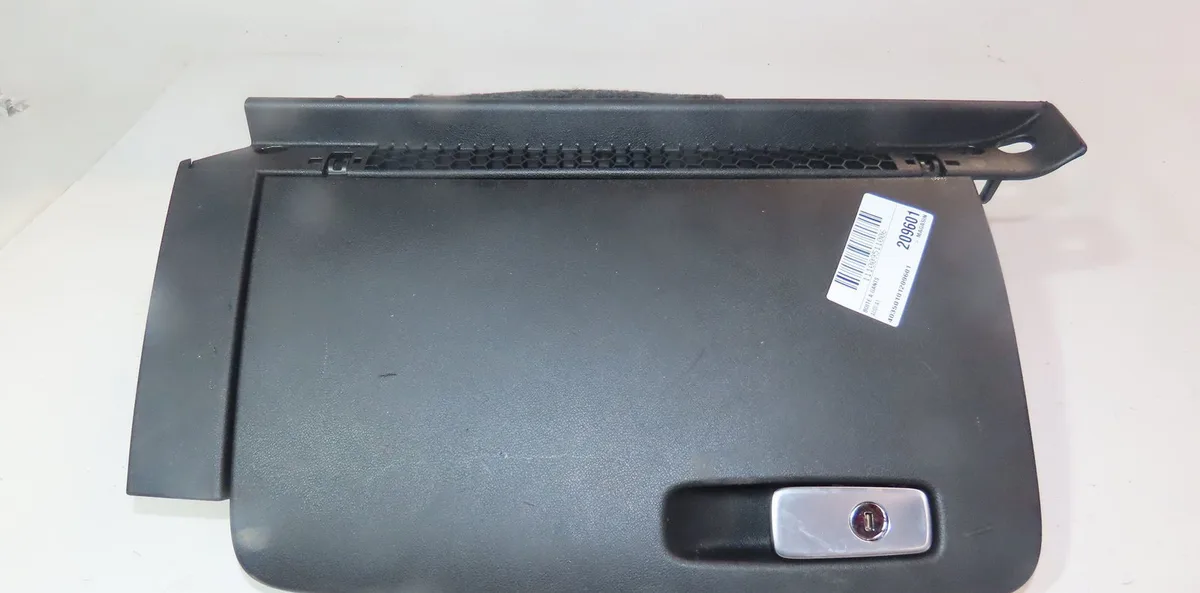 Boite à gants Audi A1 (8X1, 8XK) S1 quattro (2014-2018) occasion