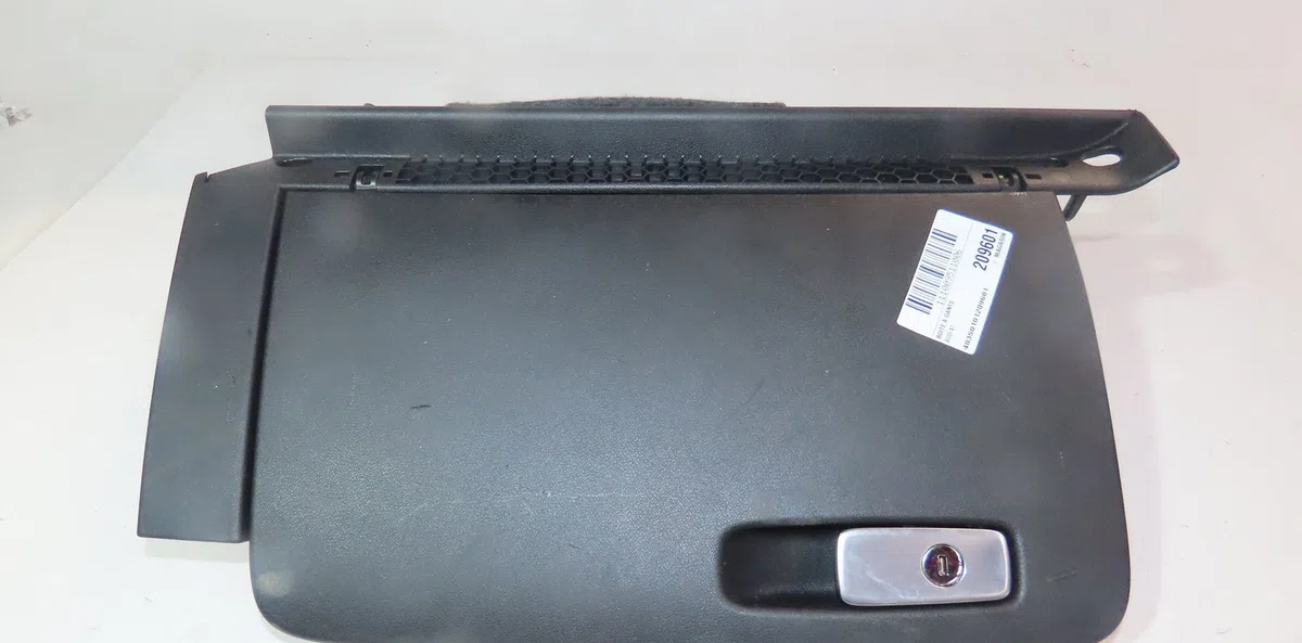 Boite à gants Audi A1 (8X1, 8XK) S1 quattro (2014-2018) occasion