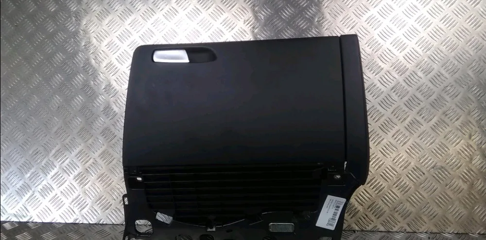 Boite à gants Audi A4 B8 Avant (8K5) 2.0 tdi (2008-2015) occasion