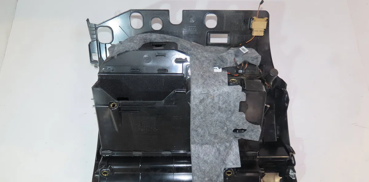 Boite à gants Audi Q5 (8RB) 3.0 tdi quattro (2008-2017) occasion